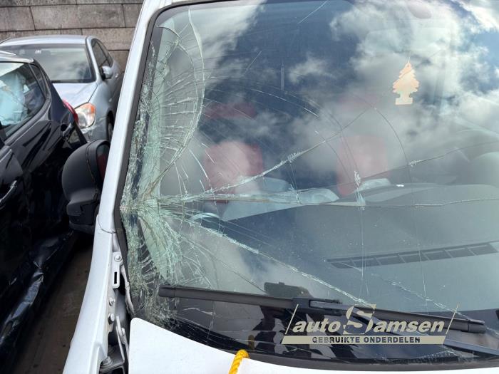 Renault Kangoo Express 1.5 dCi 75 FAP Schadevoertuig (2015)