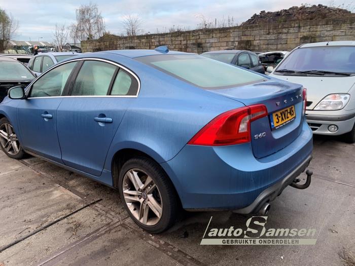 Volvo S60 II 1.6 DRIVe,D2 Sloopvoertuig (2014, Blauw)