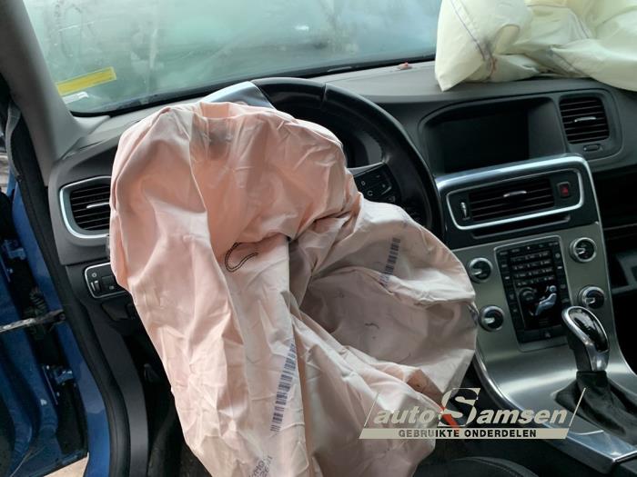 Volvo S60 II 1.6 DRIVe,D2 Sloopvoertuig (2014, Blauw)