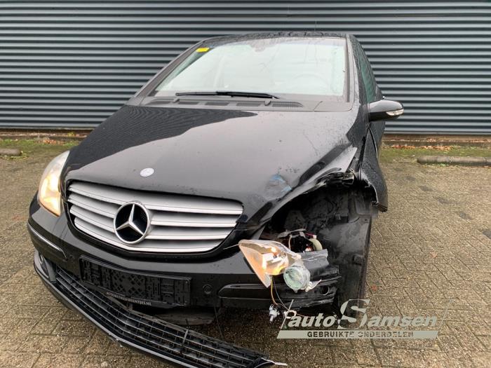 Mercedes B 1.7 B-170 16V Schadevoertuig (2005, Zwart)
