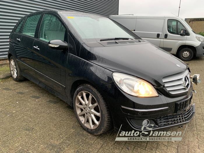 Mercedes B 1.7 B-170 16V Schadevoertuig (2005, Zwart)
