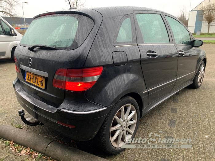 Mercedes B 1.7 B-170 16V Schadevoertuig (2005, Zwart)