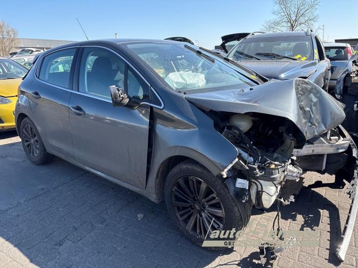 Peugeot 208 I 1.6 Blue HDi 100 Sloopvoertuig (2015, Grijs)