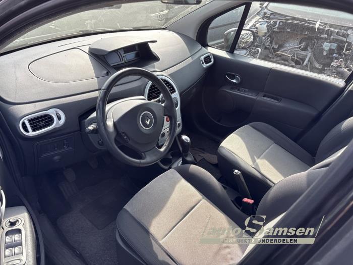 Renault Modus/Grand Modus 1.2 16V TCE 100 Sloopvoertuig (2010, Zwart)