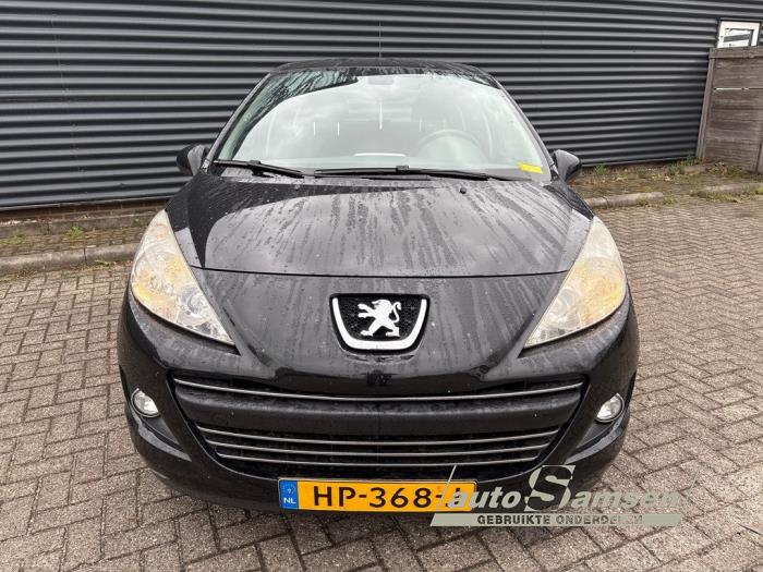 Peugeot 207/207+ 1.6 16V VTRi Schadevoertuig (2010, Zwart)