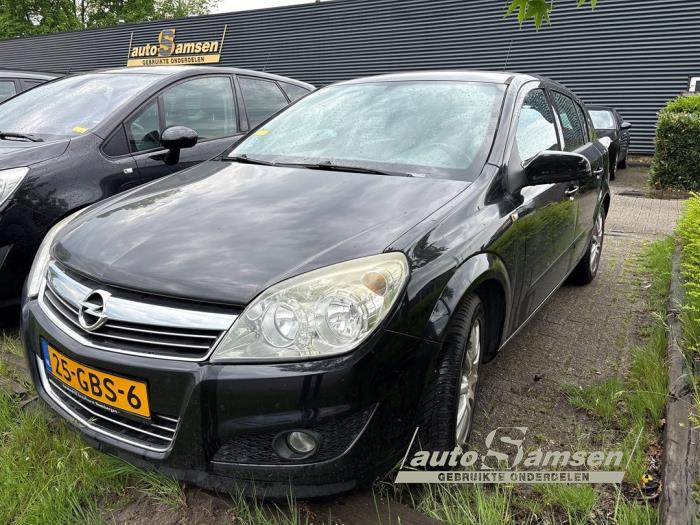 Opel Astra H 1.6 16V Schadevoertuig (2008, Zwart)