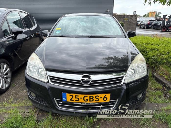Opel Astra H 1.6 16V Schadevoertuig (2008, Zwart)