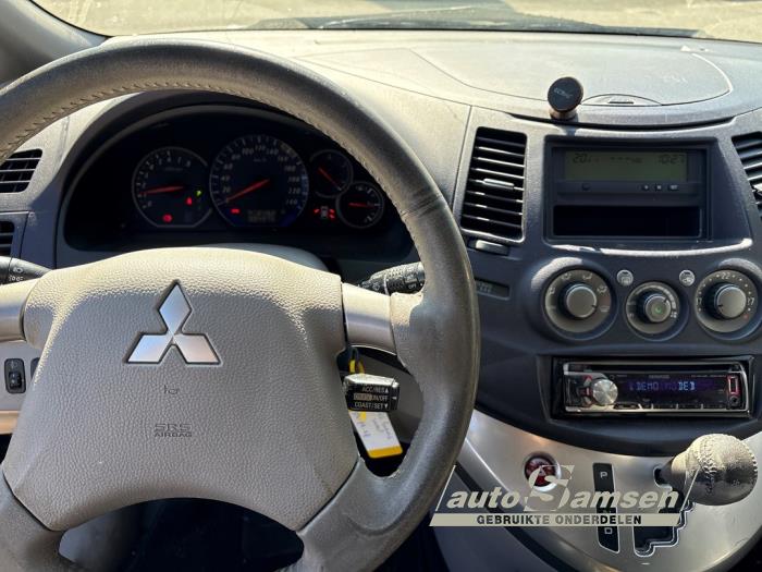 Mitsubishi Grandis 2.4 16V MIVEC Sloopvoertuig (2004, Zwart)