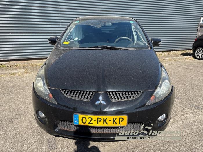 Mitsubishi Grandis 2.4 16V MIVEC Sloopvoertuig (2004, Zwart)