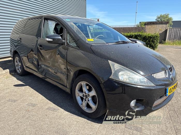 Mitsubishi Grandis 2.4 16V MIVEC Sloopvoertuig (2004, Zwart)