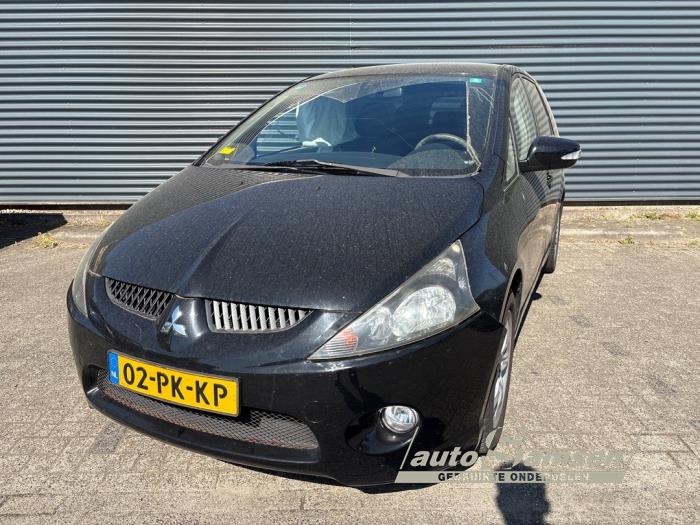 Mitsubishi Grandis 2.4 16V MIVEC Sloopvoertuig (2004, Zwart)