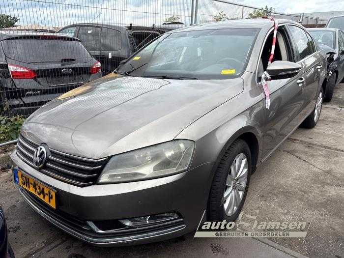Volkswagen Passat 1.4 TSI 16V Sloopvoertuig (2012, Bruin)