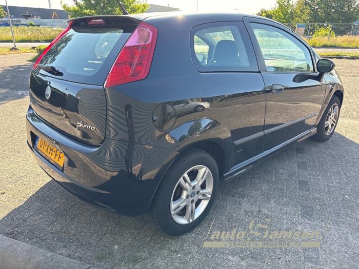 Fiat Grande Punto 1.2 Schadevoertuig (2007, Zwart)