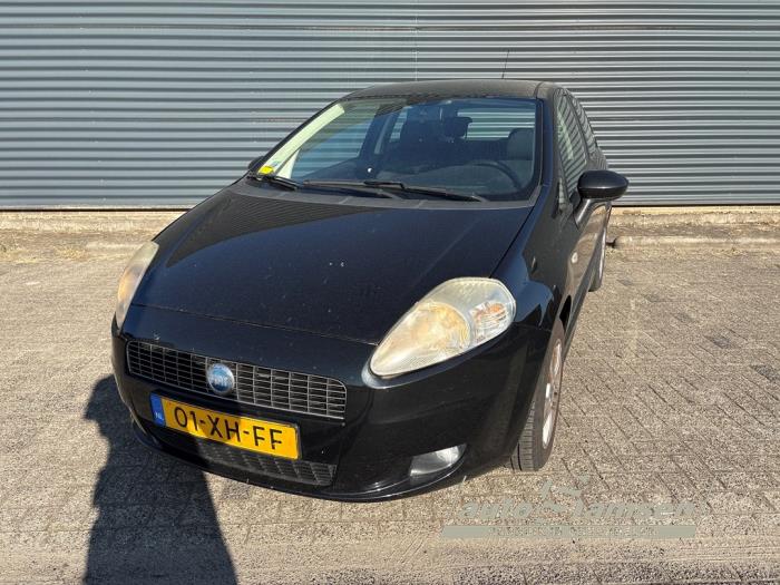Fiat Grande Punto 1.2 Schadevoertuig (2007, Zwart)