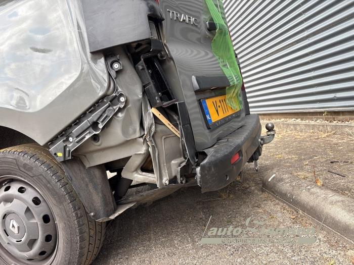 Renault Trafic 1.6 dCi Twin Turbo Schadevoertuig (2019, Graniet)