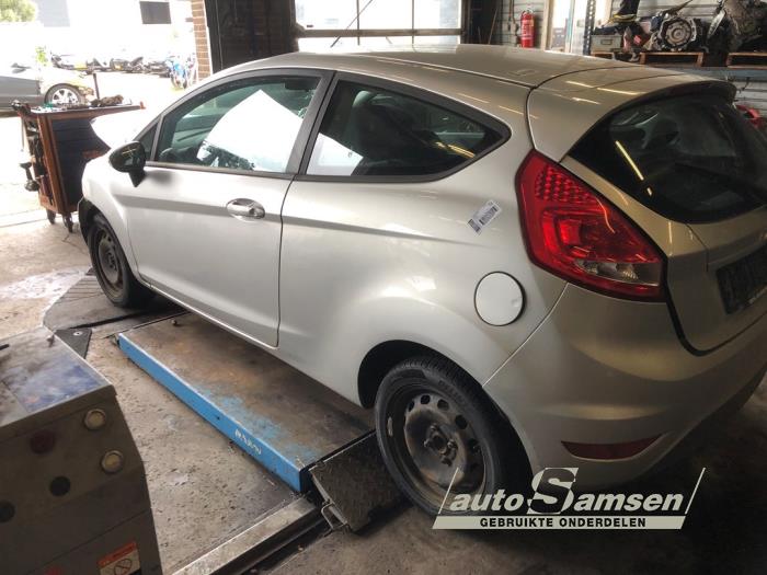 Ford Fiesta 6 1.25 16V Sloopvoertuig (2011, Grijs)