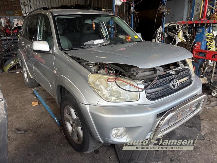 Toyota RAV4 2.0 16V VVT-i 4x4 Sloopvoertuig (2004, Grijs)