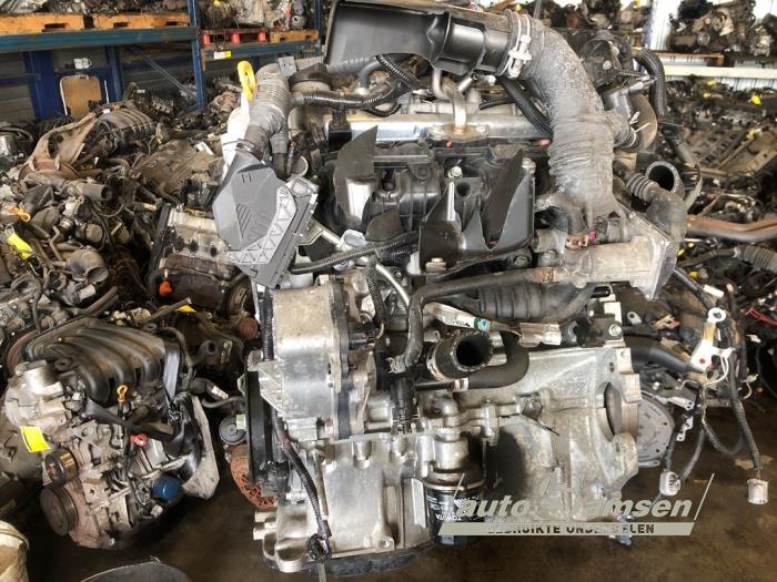 Toyota Yaris III 1.5 16V Hybrid Sloopvoertuig (2013, Rood)