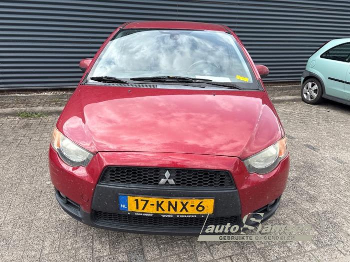 Mitsubishi Colt 1.5 16V Schadevoertuig (2010, Rood)