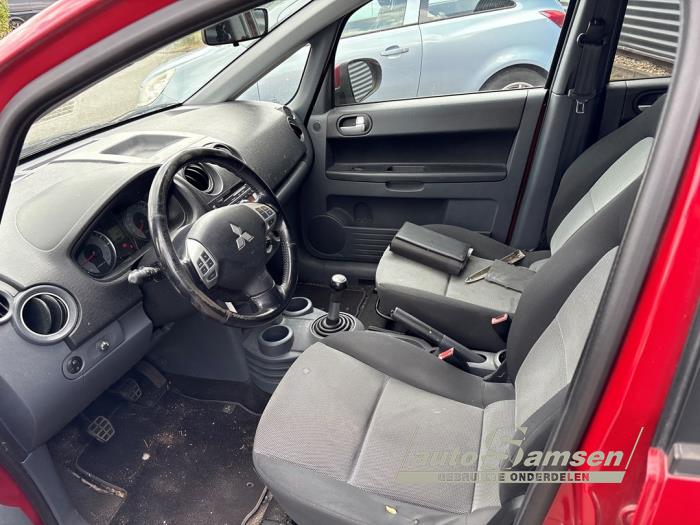 Mitsubishi Colt 1.5 16V Schadevoertuig (2010, Rood)