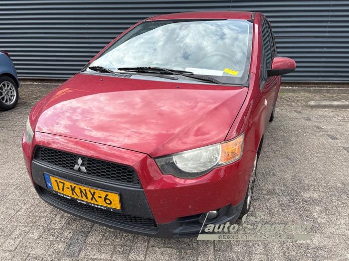 Mitsubishi Colt 1.5 16V Schadevoertuig (2010, Rood)