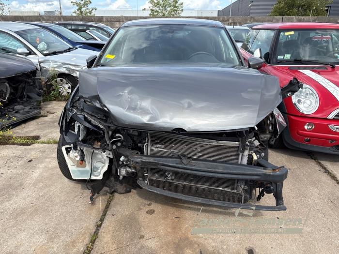 Volkswagen Polo V 1.2 TSI 16V BlueMotion Technology Sloopvoertuig (2016, Grijs)