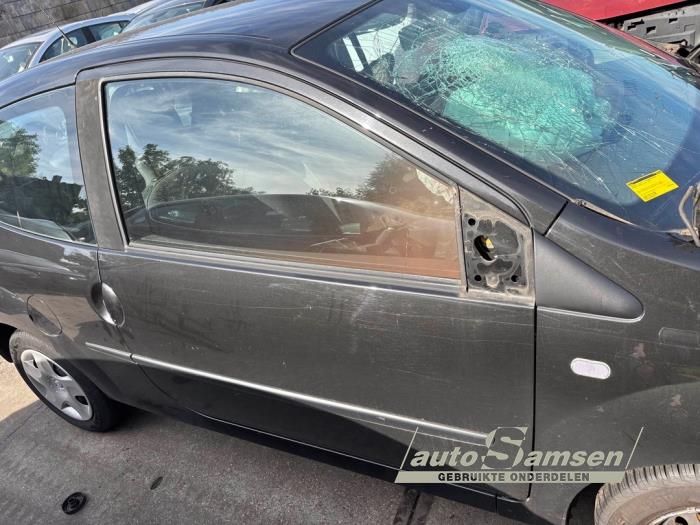 Renault Twingo II 1.2 16V Sloopvoertuig (2010, Zwart)