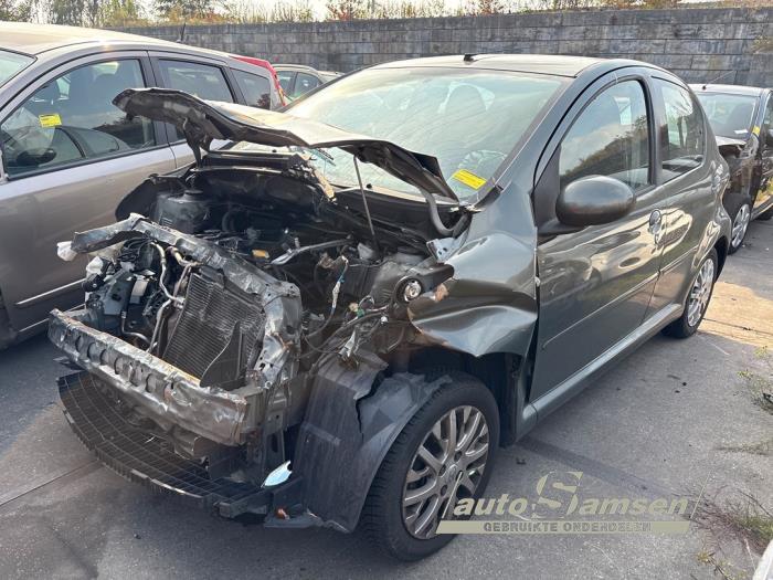 Toyota Aygo 1.0 12V VVT-i Sloopvoertuig (2010, Groen)
