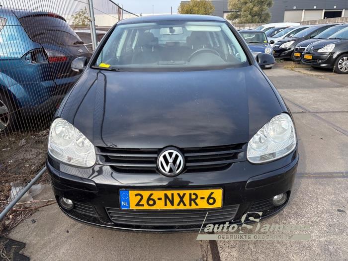Volkswagen Golf V 1.6 FSI 16V Schadevoertuig (2006, Zwart)