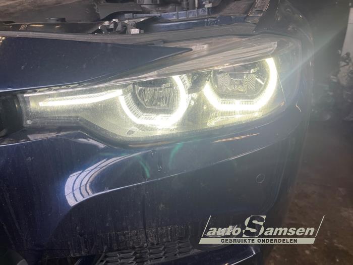 BMW 3 serie Touring 320i 2.0 16V Sloopvoertuig (2019, Blauw)