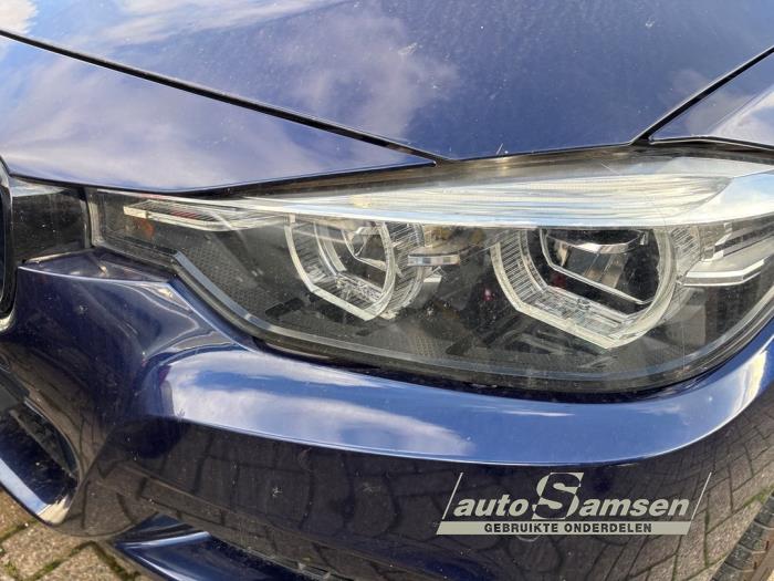 BMW 3 serie Touring 320i 2.0 16V Sloopvoertuig (2019, Blauw)