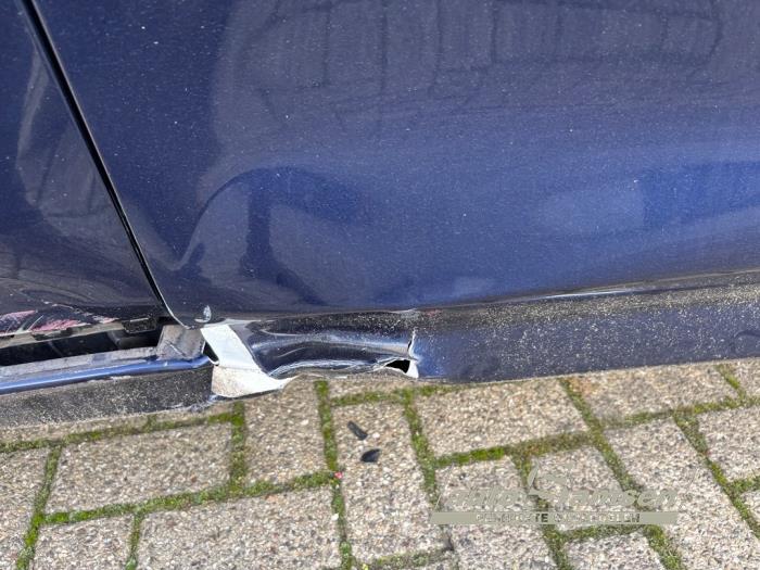 BMW 3 serie Touring 320i 2.0 16V Sloopvoertuig (2019, Blauw)