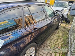 BMW 3 serie Touring 320i 2.0 16V Sloopvoertuig (2019, Blauw)