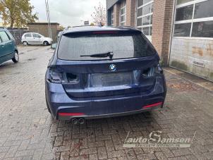 BMW 3 serie Touring 320i 2.0 16V Sloopvoertuig (2019, Blauw)