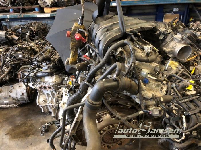 Nissan Qashqai 1.6 16V Sloopvoertuig (2008, Zwart)