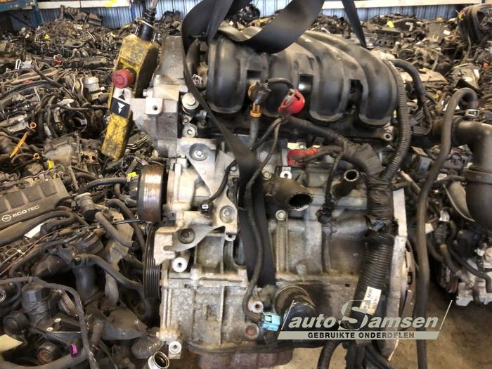 Nissan Qashqai 1.6 16V Sloopvoertuig (2008, Zwart)