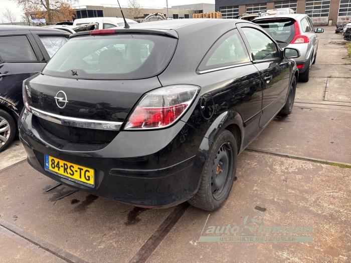 Opel Astra H GTC 1.6 16V Twinport Sloopvoertuig (2005, Zwart)