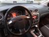 Ford Focus 2 Wagon 1.6 16V Schadevoertuig (2010, Zwart)