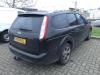 Ford Focus 2 Wagon 1.6 16V Schadevoertuig (2010, Zwart)