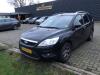 Ford Focus 2 Wagon 1.6 16V Schadevoertuig (2010, Zwart)