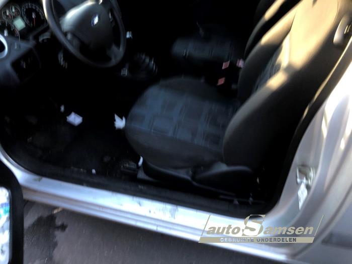 Ford Fiesta 5 1.3 Sloopvoertuig (2007, Grijs)