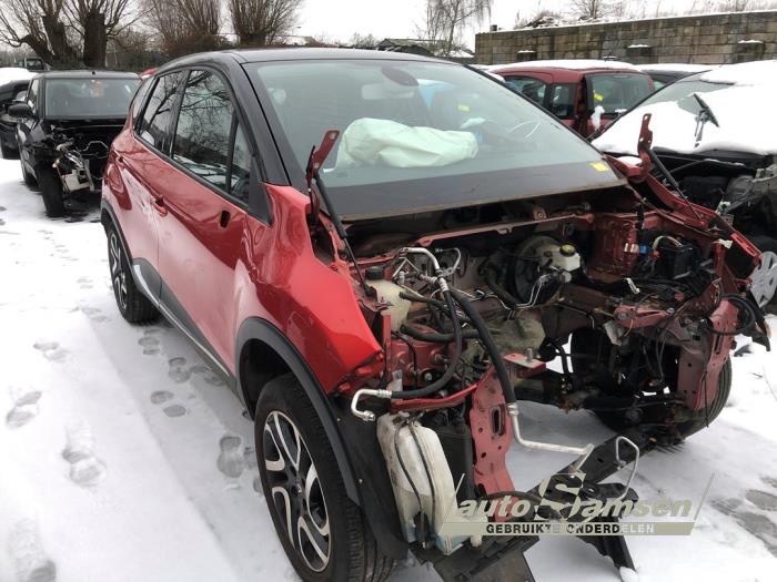 Renault Captur 0.9 Energy TCE 12V Sloopvoertuig (2016, Rood)
