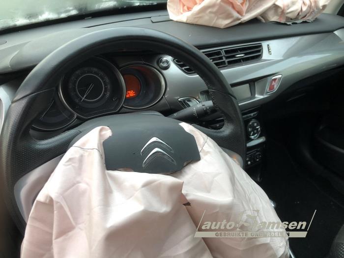 Citroen C3 1.2 VTi 82 12V Sloopvoertuig (2013, Zwart)