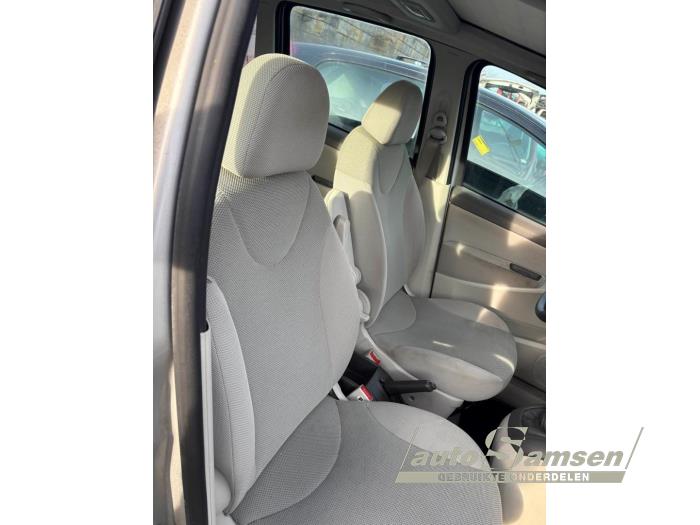 Fiat Idea 1.4 16V Sloopvoertuig (2004, Grijs)