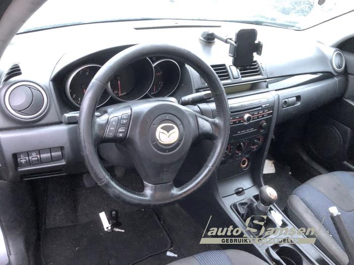 Mazda 3 1.6i 16V Sloopvoertuig (2003, Grijs)