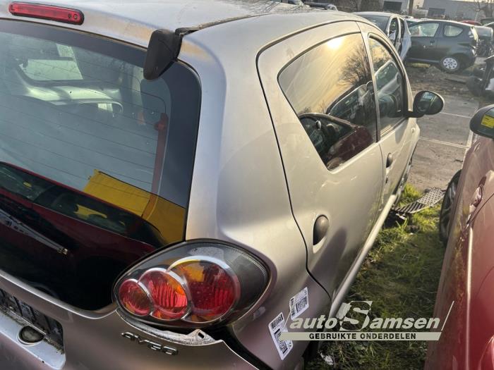 Toyota Aygo 1.0 12V VVT-i Sloopvoertuig (2010, Grijs)