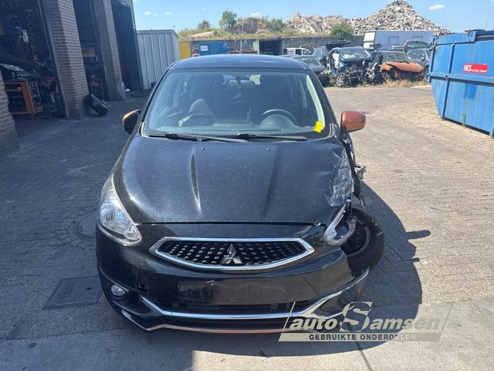 Mitsubishi Space Star 1.0 12V Sloopvoertuig (2017, Zwart)