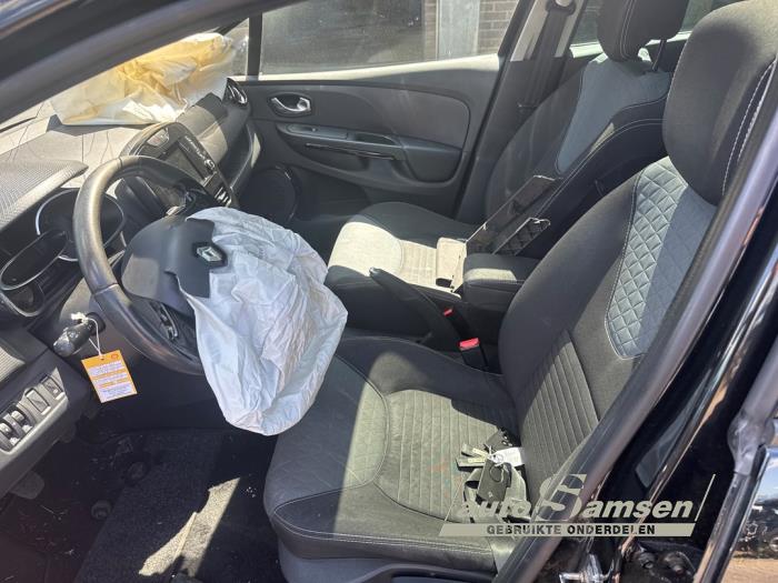 Renault Clio IV 0.9 Energy TCE 90 12V Sloopvoertuig (2015, Zwart)