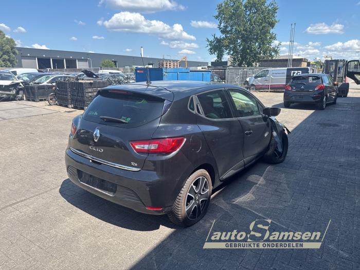 Renault Clio IV 0.9 Energy TCE 90 12V Sloopvoertuig (2015, Zwart)