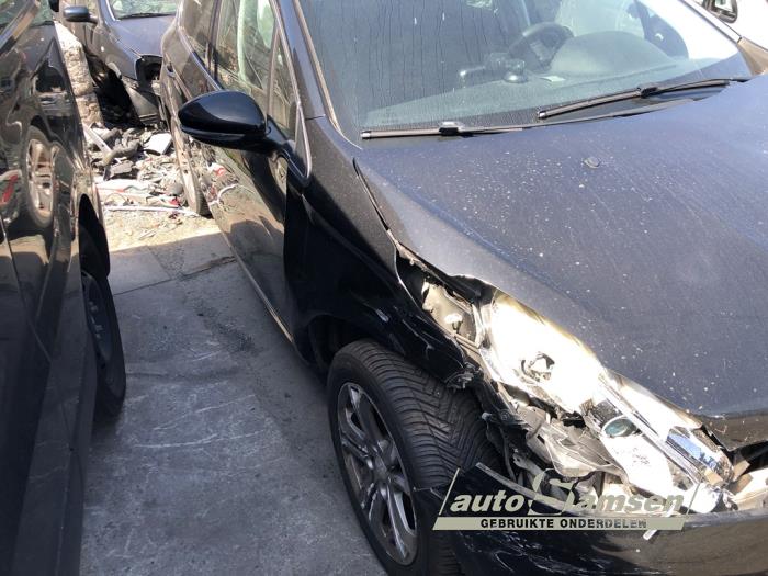 Peugeot 208 I 1.4 16V Sloopvoertuig (2012, Zwart)